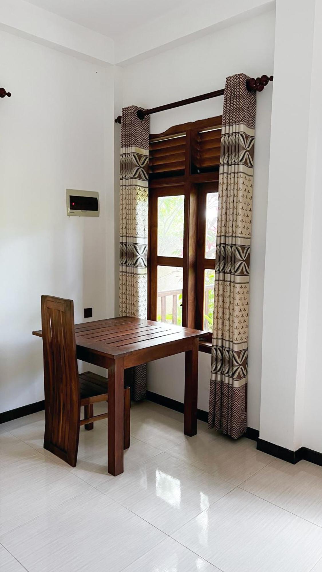 The Lookout Lodge Tangalle Exterior photo